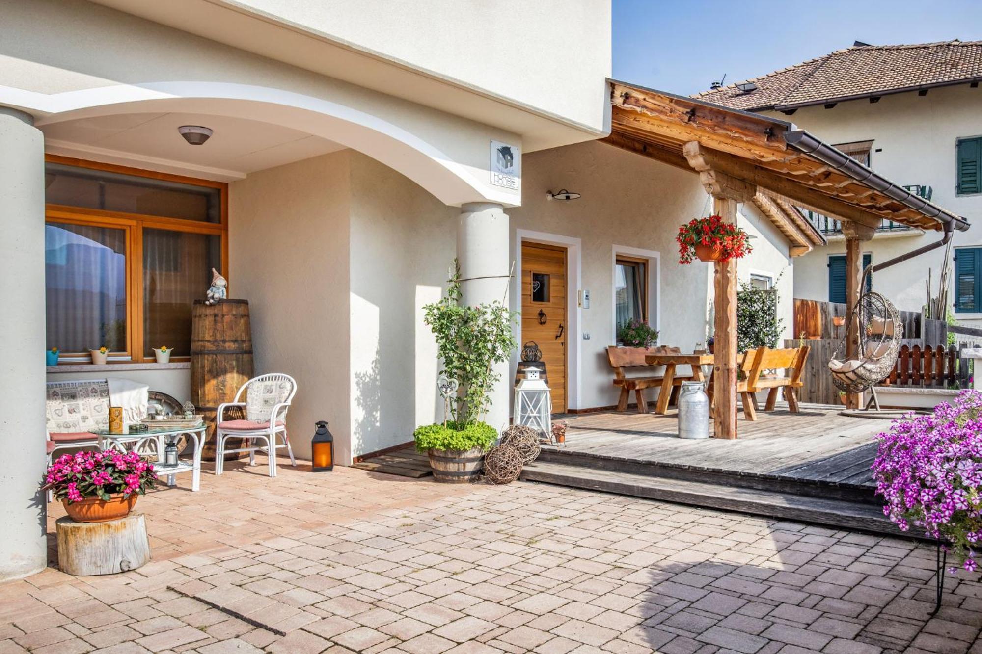 مبيت وإفطار Romallo Horse House المظهر الخارجي الصورة